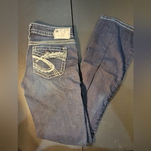 24x40 Silver jeans.